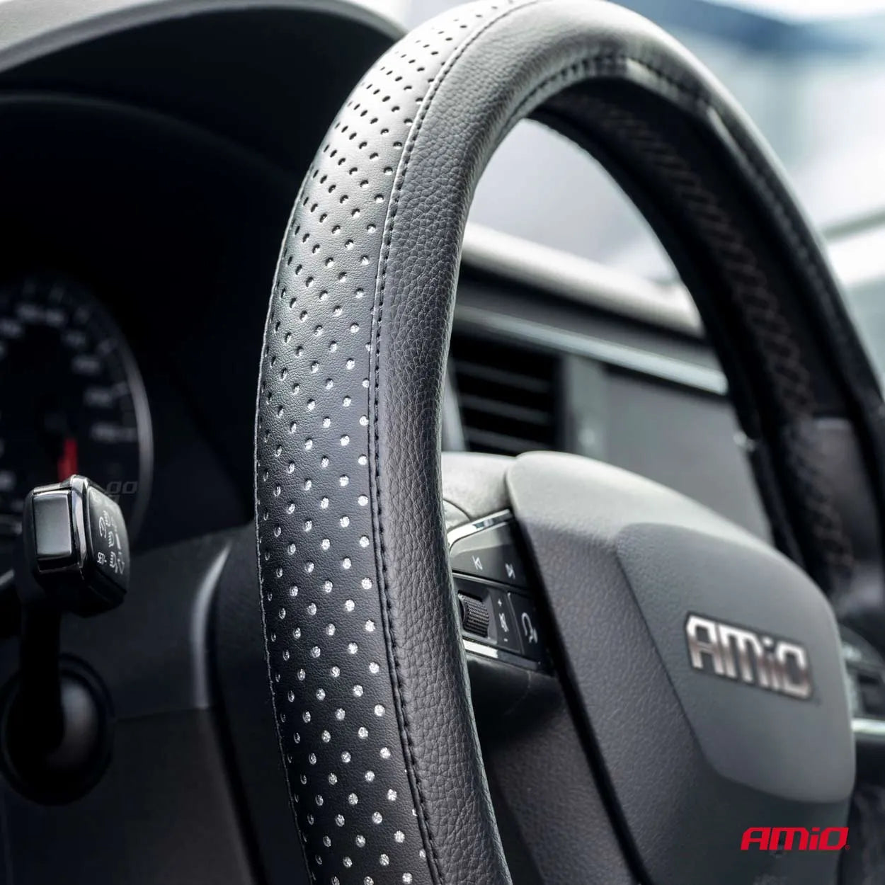 Steering wheel cover SWC-27-M (37-39cm)