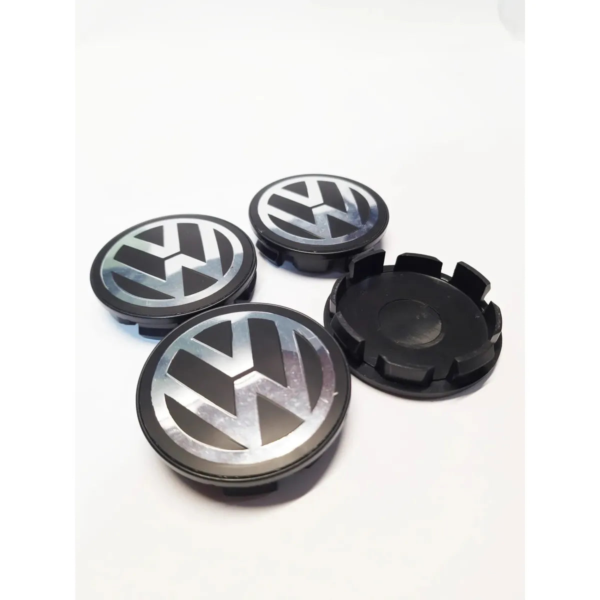 VW WHEEL CENTER CAP BLACK/SILVER 68MM - CAR by VW | Buy Online at VROOMPARTSSHOP