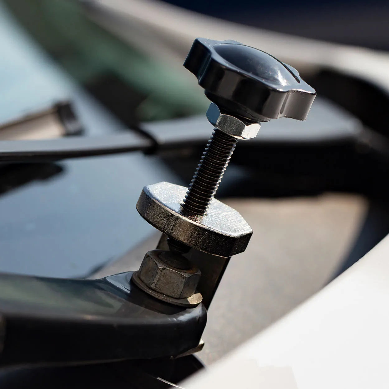 Wiper arm removal tool